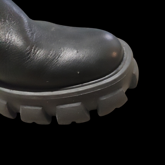 Gianni Bini Black Ankle Boots - Picture 5 of 8